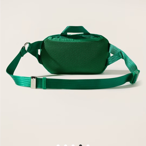 Athleta green color: scout excursion crossbody belt bag new with tags nwt! - Picture 4 of 7